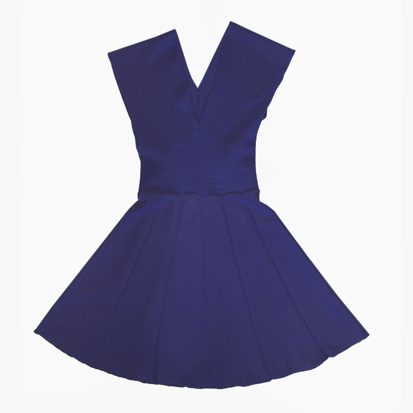 Royalblaues schwingendes Kleid mit angeschnittenen Ärmeln und V-Ausschnitt. aus feiner Bio-Merinowolle gestrickt von vincente