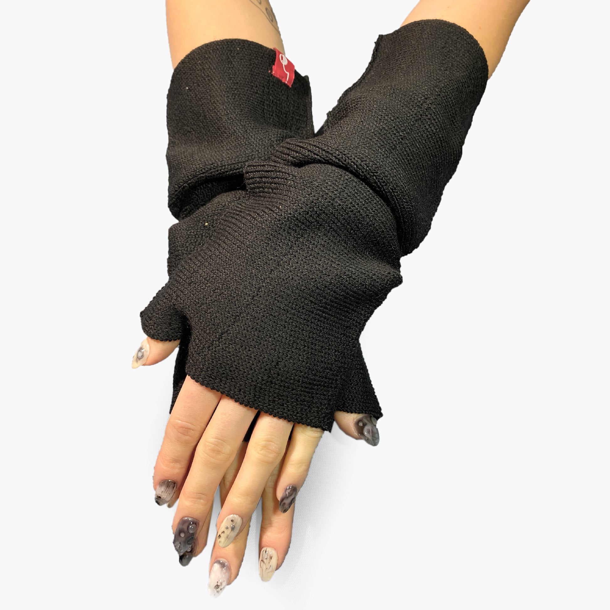 gestrickte Armstulpen extra groß und lang mit Daumenloch inSchwarz
 ca 10x25cm