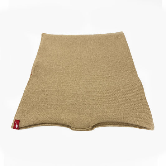 Beige Wollunterhose mit angeschnittenem kurzen Bein. Zur Taille konisch zulaufend