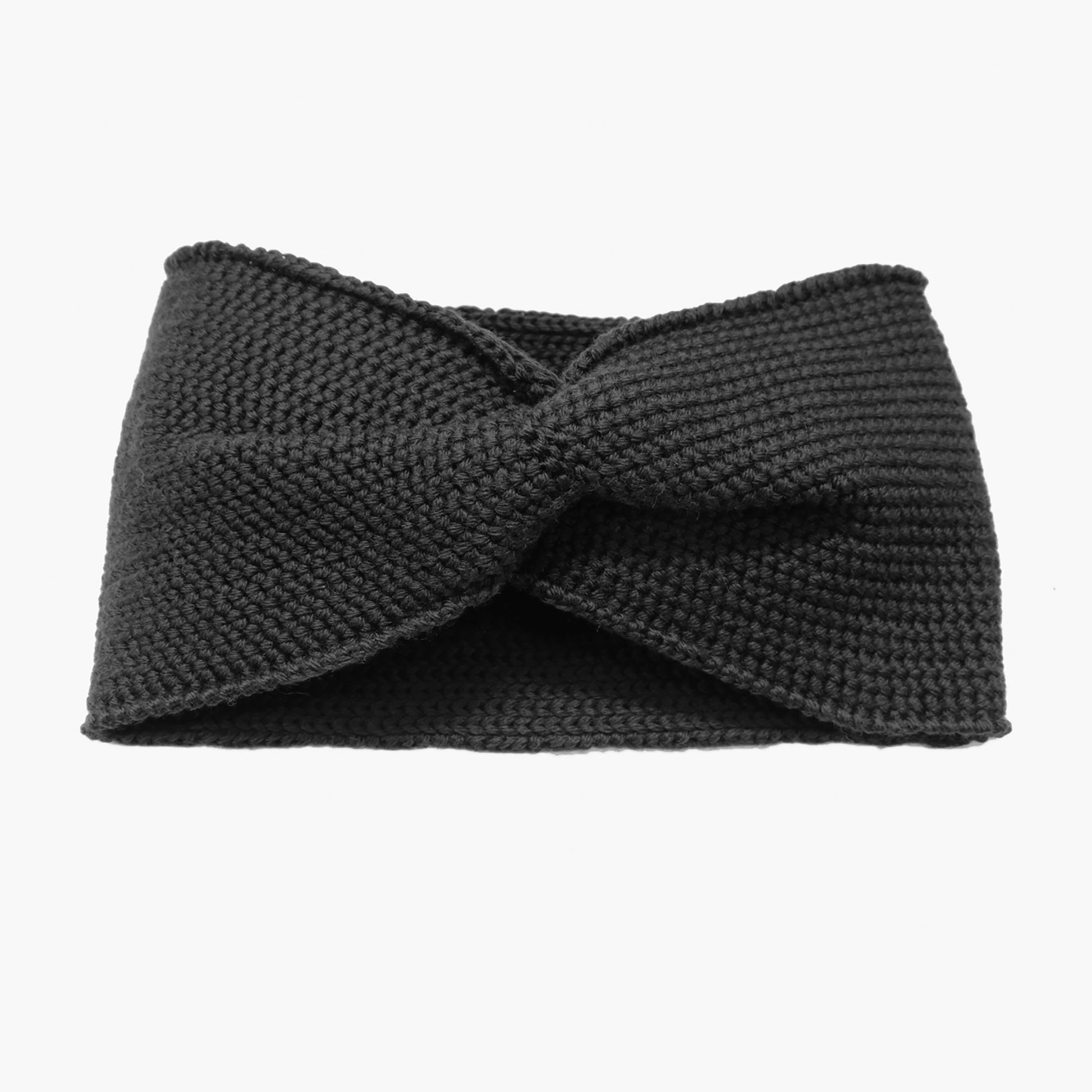schwarzes Stirnband mit einer Turban-ähnlichen Verdrehung. Gestrickt im  Doubleface Patentmuster, außen Knötchenstruktur und Innen sieht es wie ein klassisch rechts gestricktes Muster aus.